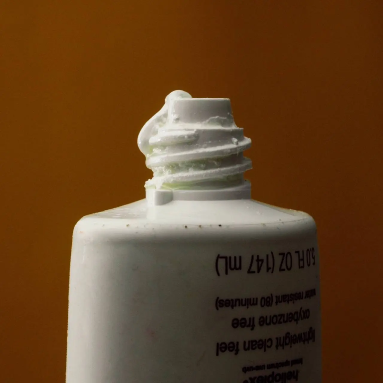 ترکیب شناسی محصولات پوستی