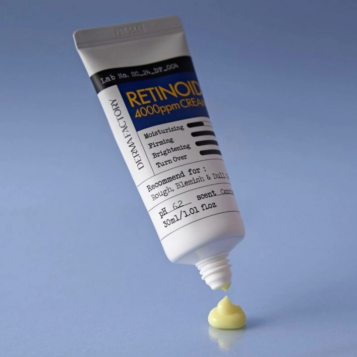 derma-factory-retinoid-4000-ppm-cream-30-ml-krem-dlya-intensivnogo-uhoda-s-liposomalnym-retinalem-i-retinolom-texture-720×720